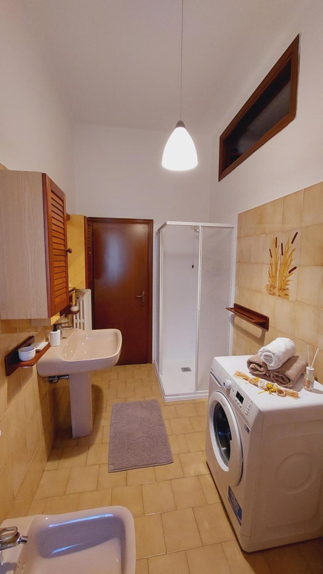 Antonia'S Guest House Rimini Exterior photo